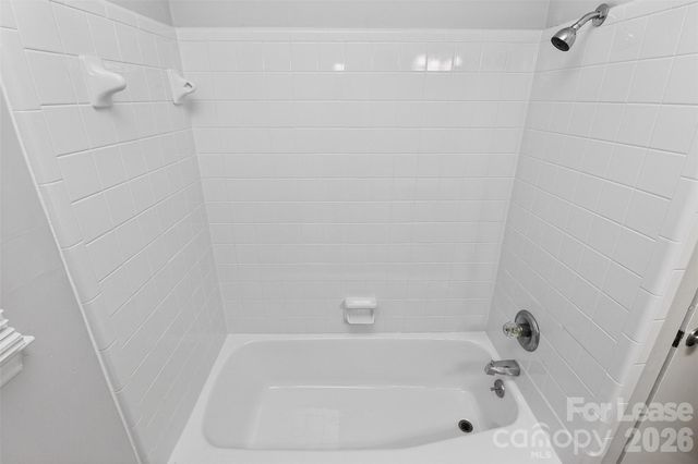 11228 Gladewater Drive, Matthews, NC 28105