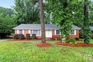 11228 Gladewater Drive, Matthews, NC 28105