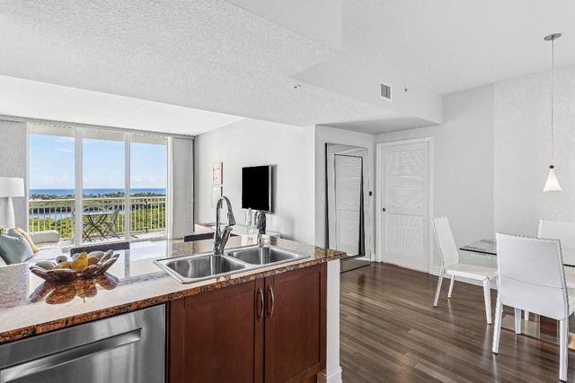 450 N Federal Highway 1107, Boynton Beach, FL 33435