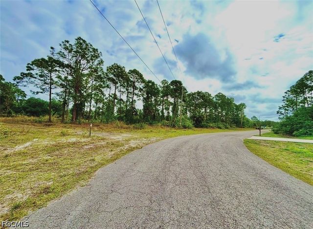 409 Harshaw ST, Lehigh Acres, FL 33974