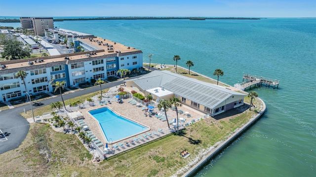 9 HAIG PLACE 704, Dunedin, FL 34698