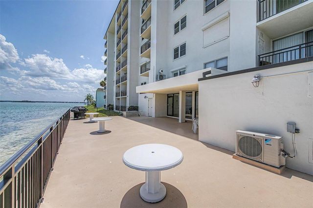 9 HAIG PLACE 704, Dunedin, FL 34698
