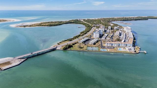 9 HAIG PLACE 704, Dunedin, FL 34698
