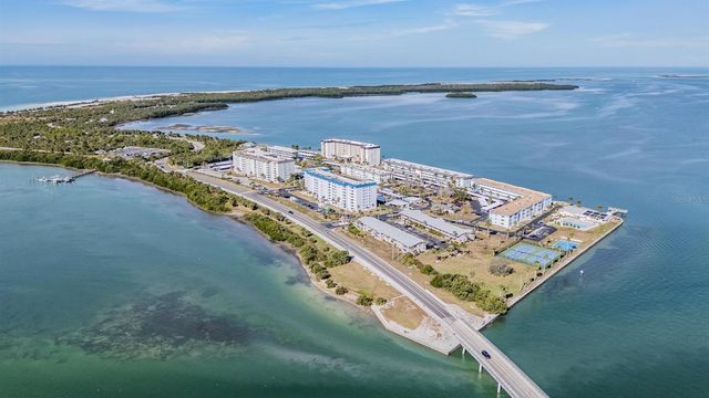 9 HAIG PLACE 704, Dunedin, FL 34698