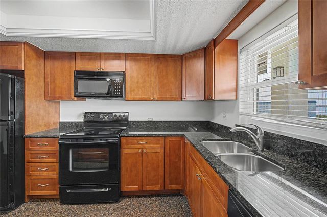 9 HAIG PLACE 704, Dunedin, FL 34698