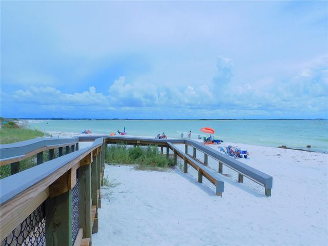 9 HAIG PLACE 704, Dunedin, FL 34698