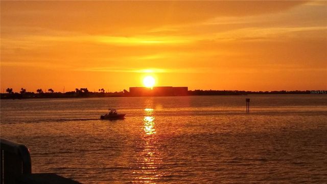 9 HAIG PLACE 704, Dunedin, FL 34698