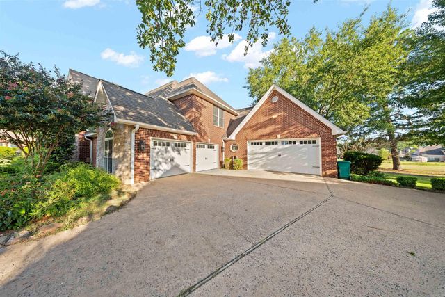 5006 Colonial Court, Benton, AR 72015