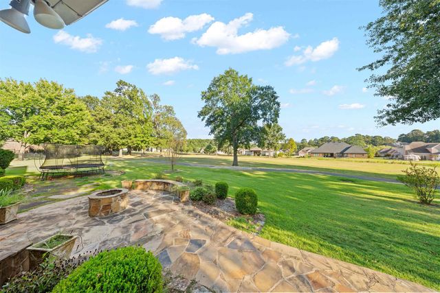 5006 Colonial Court, Benton, AR 72015