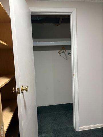 38848 Windmill Pointe, Clinton Township, MI 48038