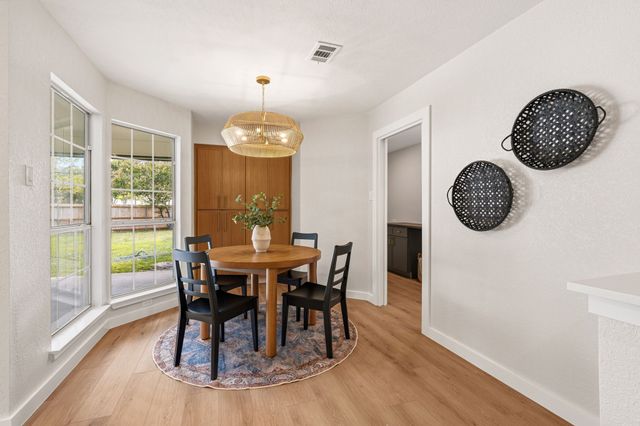 3306 Blue Bell Place, Richardson, TX 75082
