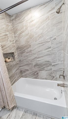 2620 2ND WAY NW, Center Point, AL 35215