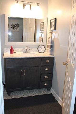 9090 Norris Drive, Hobart, IN 46342