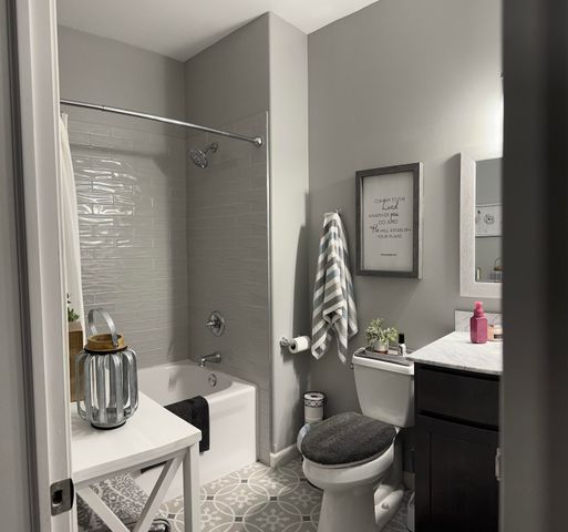 9090 Norris Drive, Hobart, IN 46342