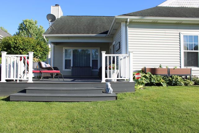 9090 Norris Drive, Hobart, IN 46342