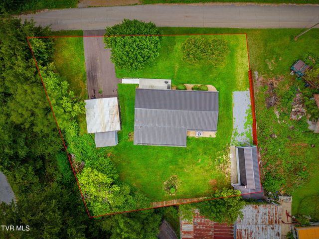 121 Bill Lewis Road, Elizabethton, TN 37643