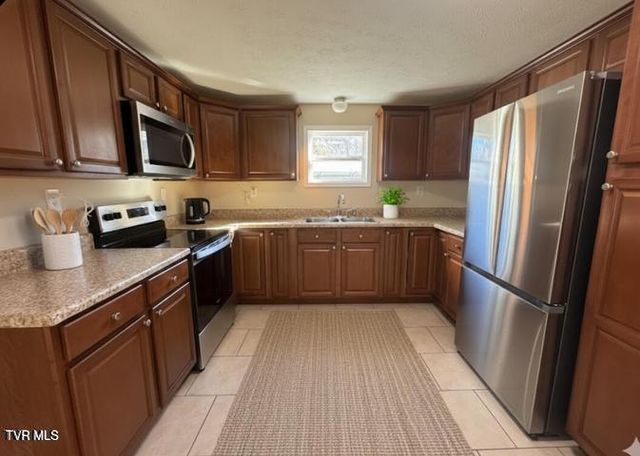 121 Bill Lewis Road, Elizabethton, TN 37643
