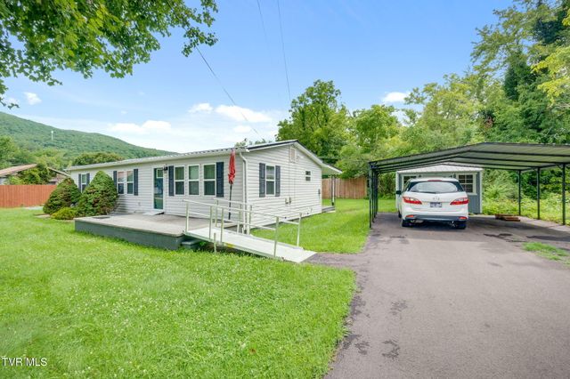 121 Bill Lewis Road, Elizabethton, TN 37643