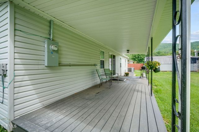 121 Bill Lewis Road, Elizabethton, TN 37643