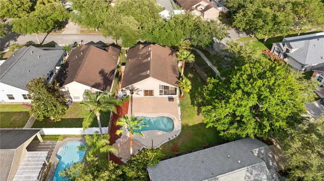 18944 TWINBERRY DRIVE, Tampa, FL 33647
