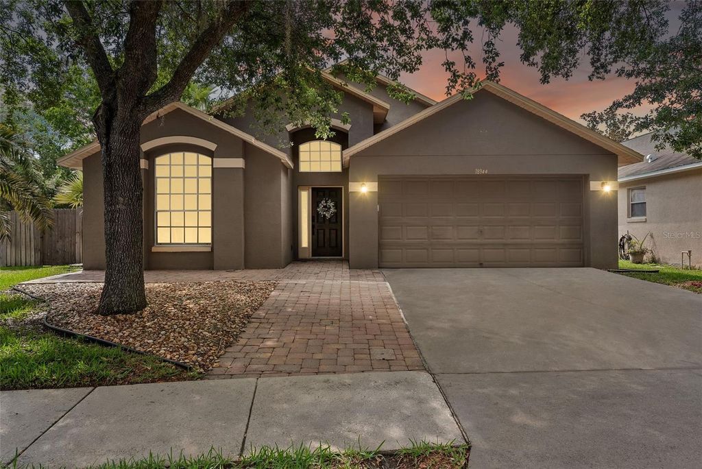 18944 TWINBERRY DRIVE, Tampa, FL 33647
