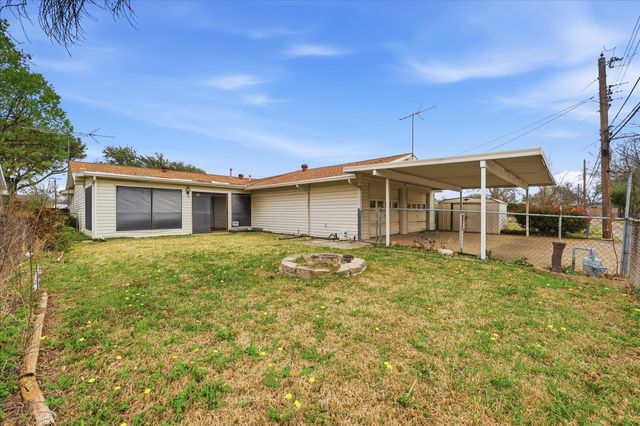 2341 Lagoon Drive, Mesquite, TX 75150