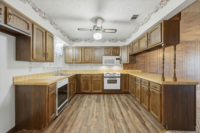 2341 Lagoon Drive, Mesquite, TX 75150