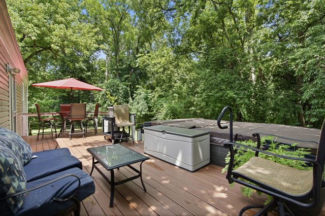 5636 Meadowcrest Ln, Nashville, TN 37209