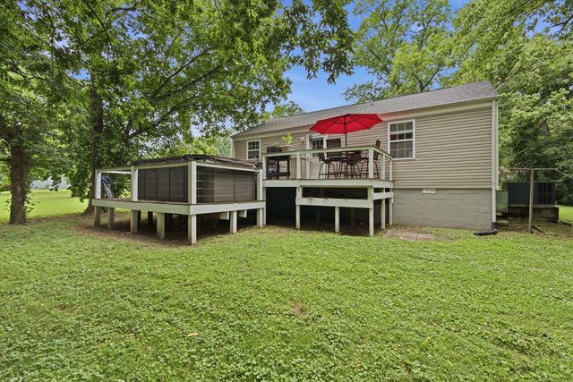 5636 Meadowcrest Ln, Nashville, TN 37209