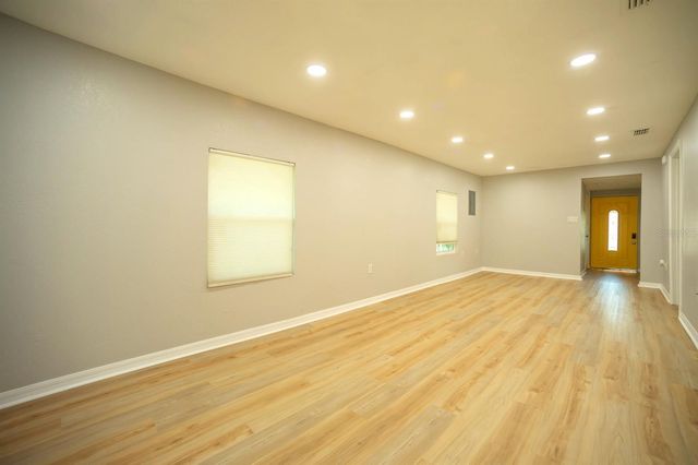 4811 N 30TH STREET, Tampa, FL 33610