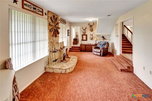 3662 N Fm 444, Inez, TX 77968