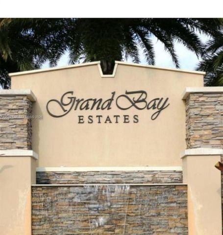 8985 NW 98th Avenue, Doral, FL 33178