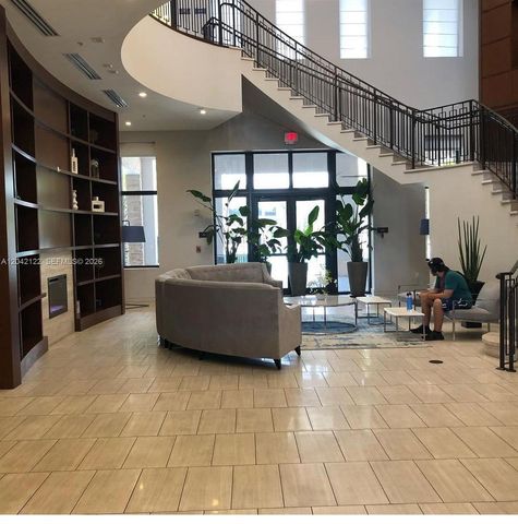 8985 NW 98th Avenue, Doral, FL 33178