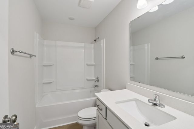 129 Lakeview Pines Way, Statesboro, GA 30461