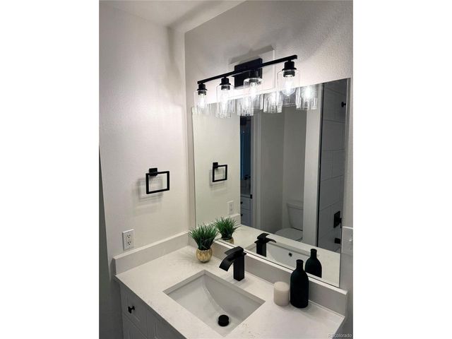 13970 W 72nd Pl C, Arvada, CO 80005
