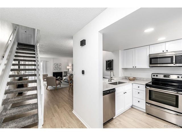 13970 W 72nd Pl C, Arvada, CO 80005