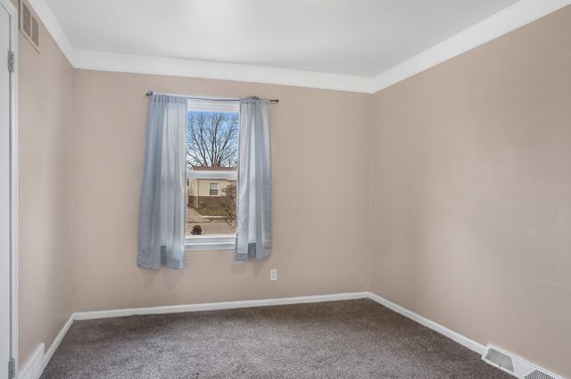 22000 Cunningham Avenue, Warren, MI 48091