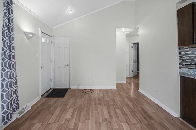 22000 Cunningham Avenue, Warren, MI 48091