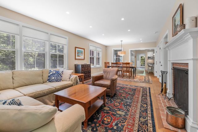 292 Hard Road, Hartford, VT 05059