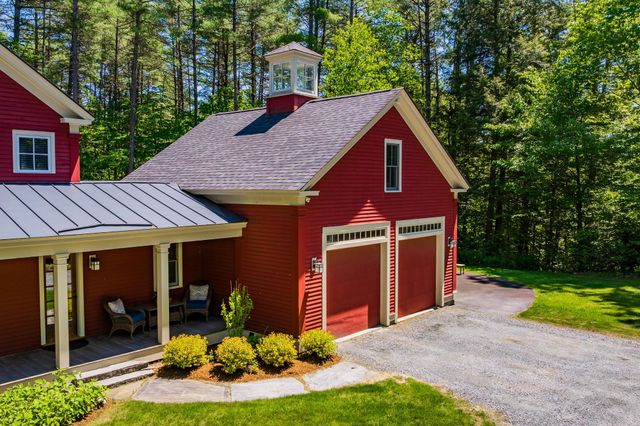 292 Hard Road, Hartford, VT 05059