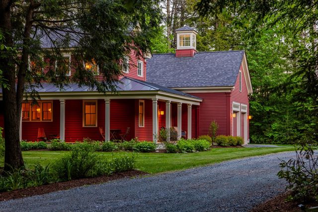 292 Hard Road, Hartford, VT 05059