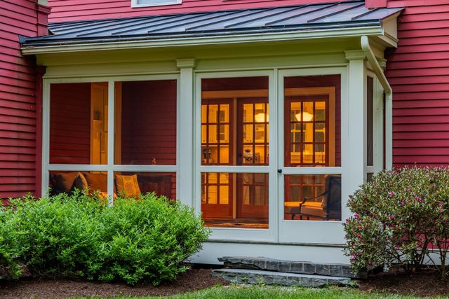 292 Hard Road, Hartford, VT 05059