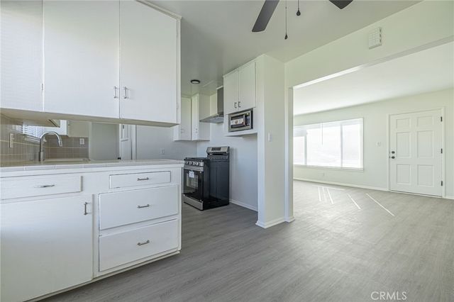 937 W Norberry, Lancaster, CA 93534