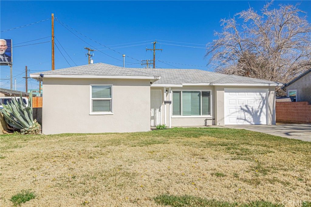 Image 1 of property listing at 937 W Norberry, Lancaster, CA 93534