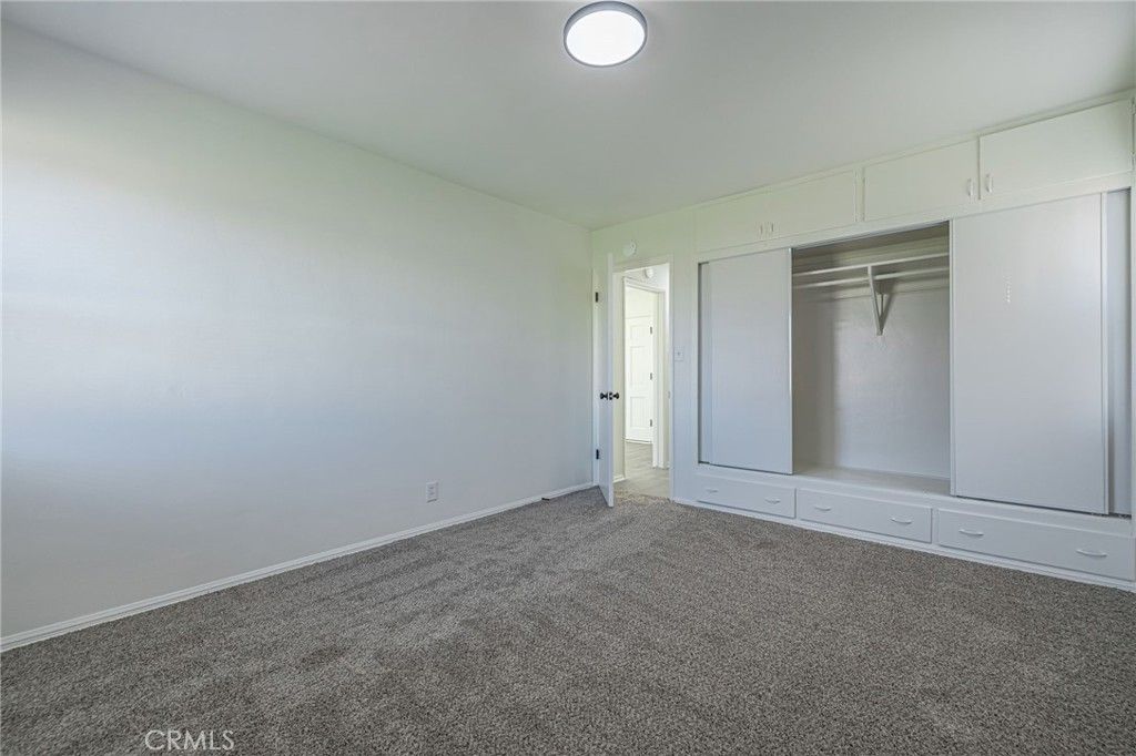 Image 26 of property listing at 937 W Norberry, Lancaster, CA 93534