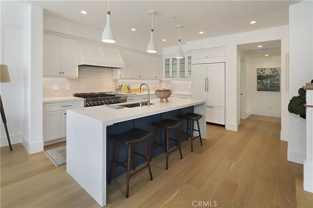 411 39th Street, Newport Beach, CA 92663