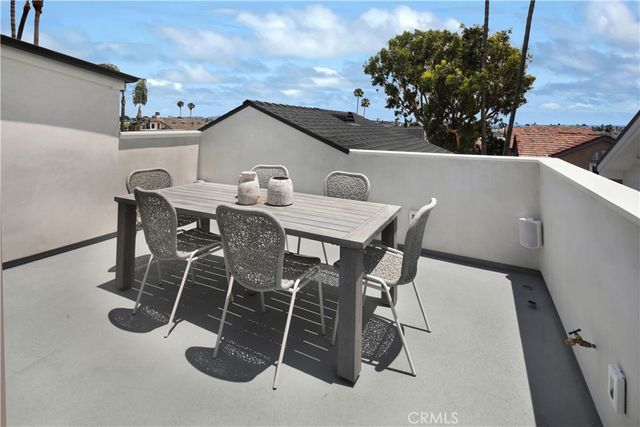 411 39th Street, Newport Beach, CA 92663