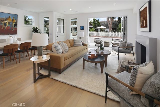 411 39th Street, Newport Beach, CA 92663