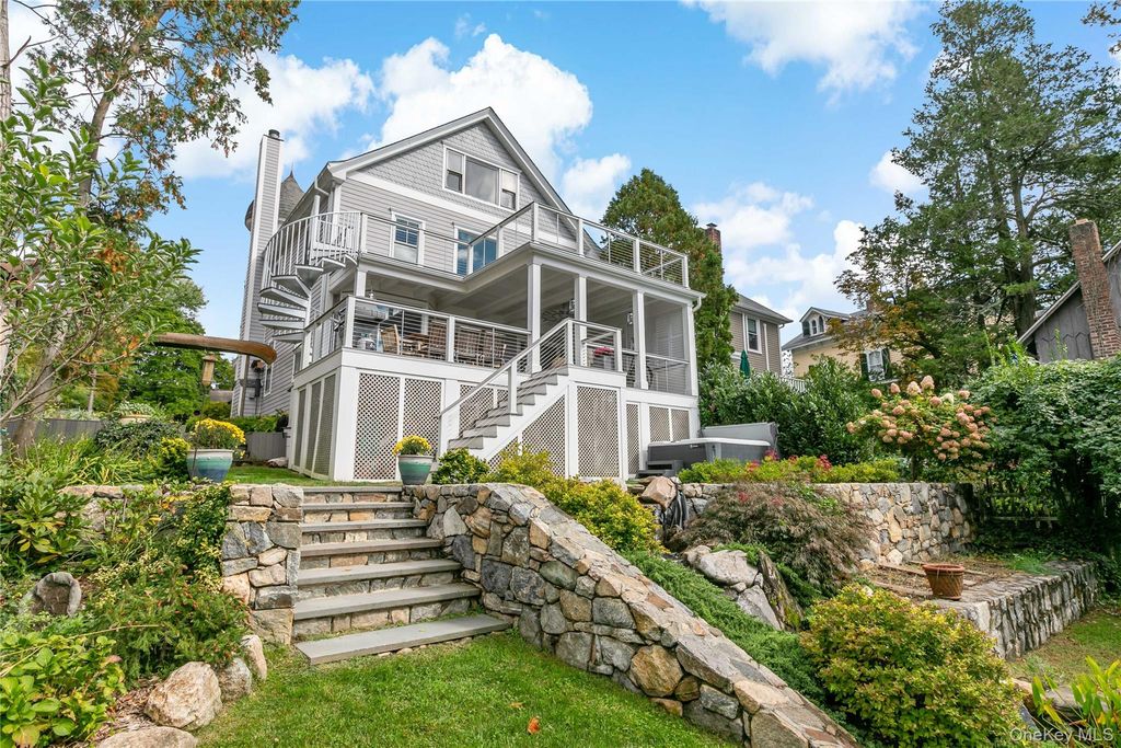 8 Hamilton Avenue, Croton-on-hudson, NY 10520 — photo 3
