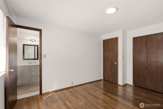 26607 Manchester Court, Kent, WA 98032